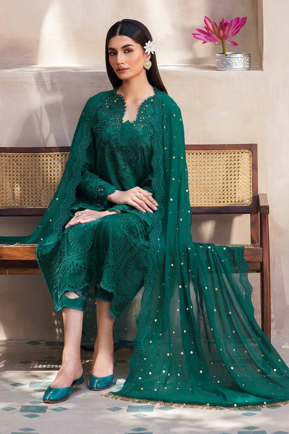 img_nureh_dhoop_kinaray_lawn_24_awwal_boutique