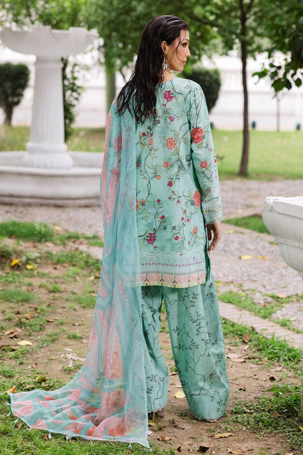 Nureh Lawn Pakistani Suit Restocked/Nureh Daily Delight Chikankari Lace Collection/03