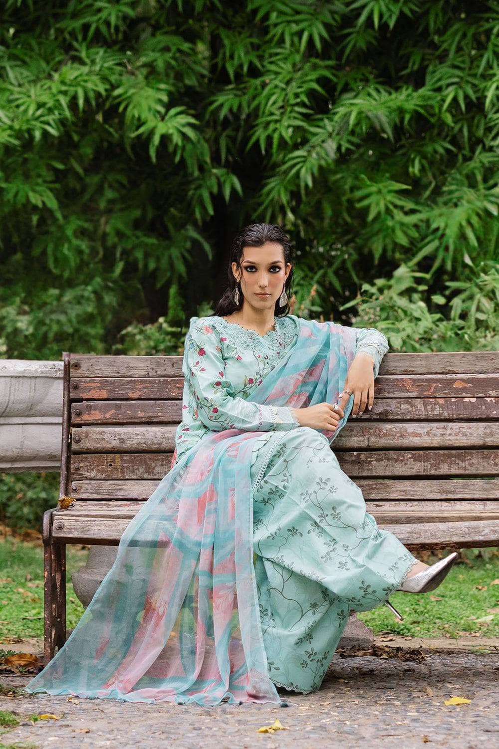 Nureh Lawn Pakistani Suit Restocked/Nureh Daily Delight Chikankari Lace Collection/03