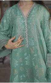 Spotted in Nureh Maya Jacquard 26/NJ- 108
