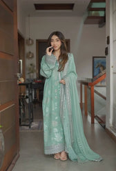 img_nureh_maya_jacquard_awwal_boutique