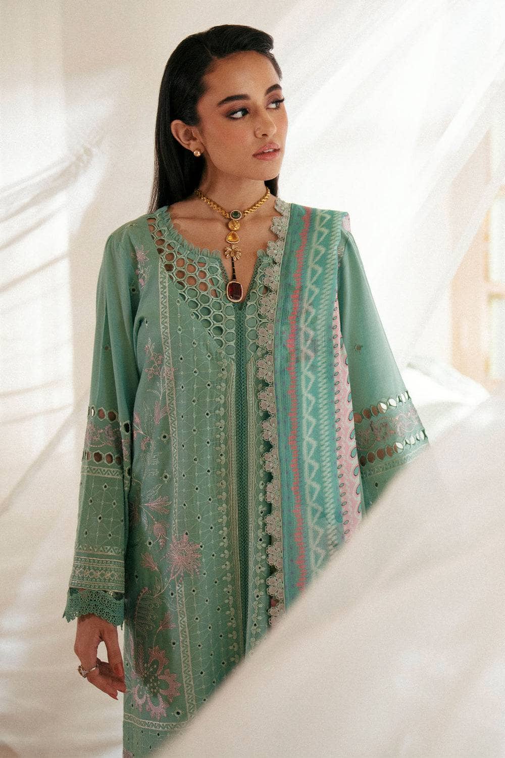 img_nureh_maya_lawn_awwal_boutique