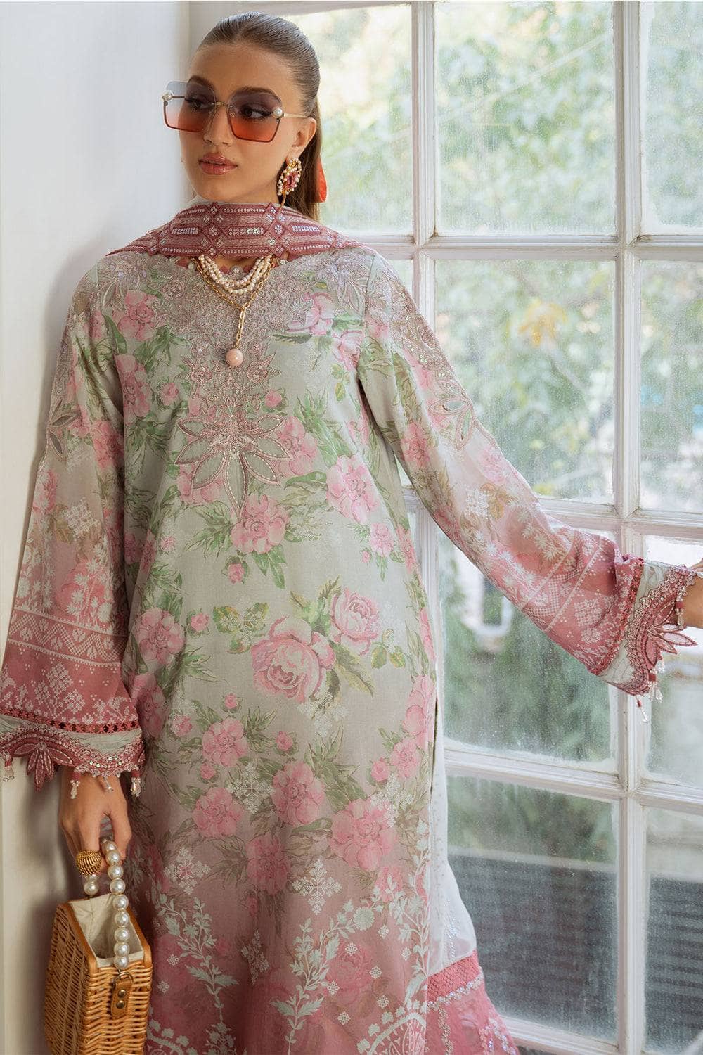 img_nureh_maya_swiss_lawn_awwal_boutiue