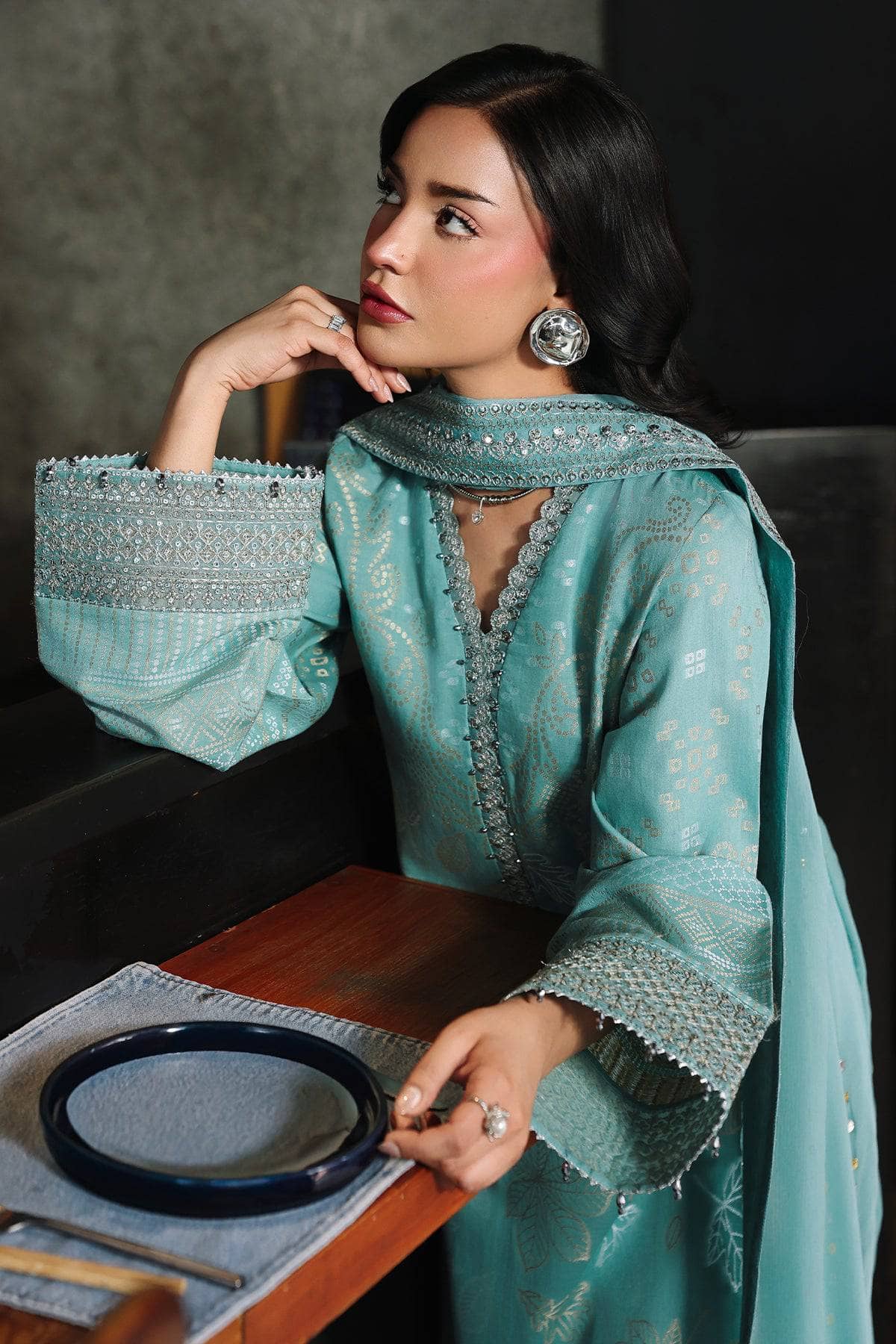 img_nureh_maya_jacquard_awwal_boutique