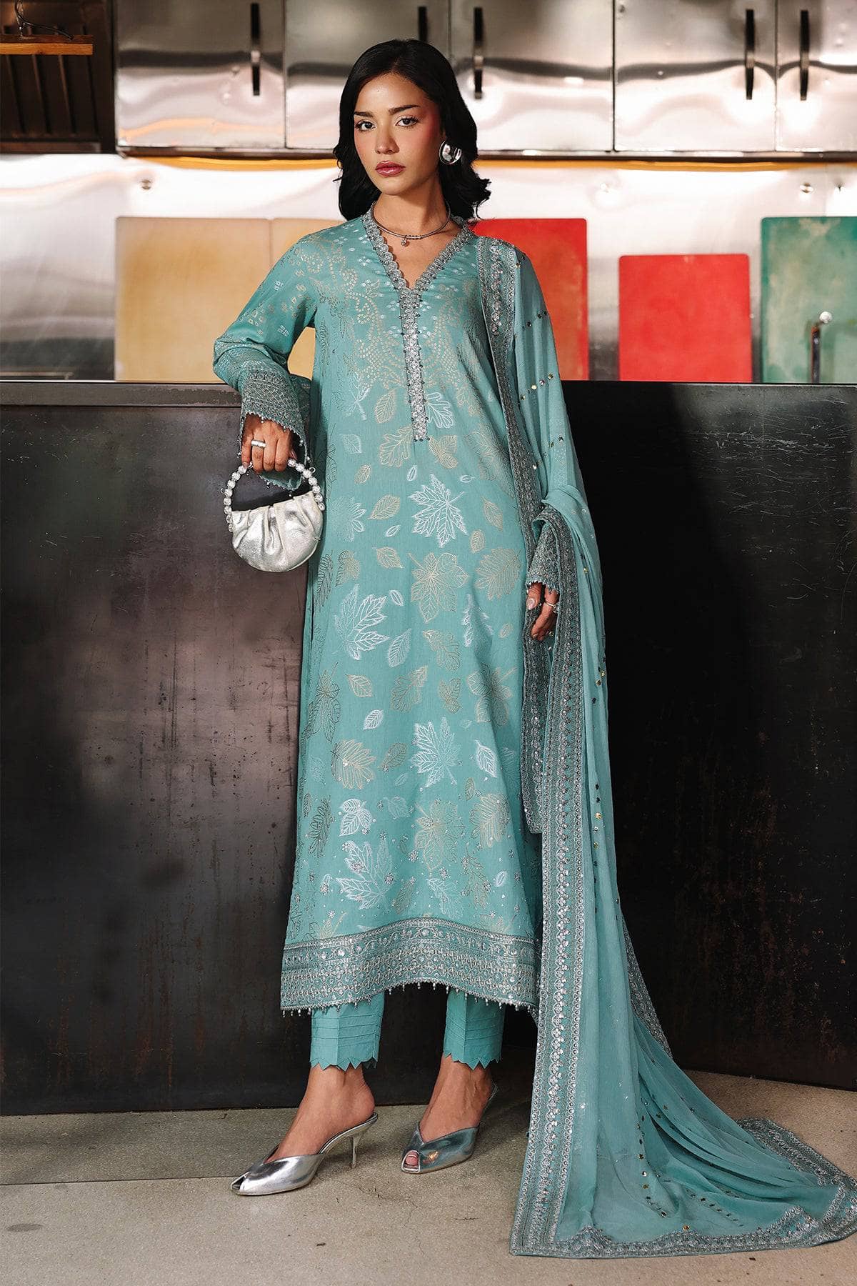 img_nureh_maya_jacquard_awwal_boutique