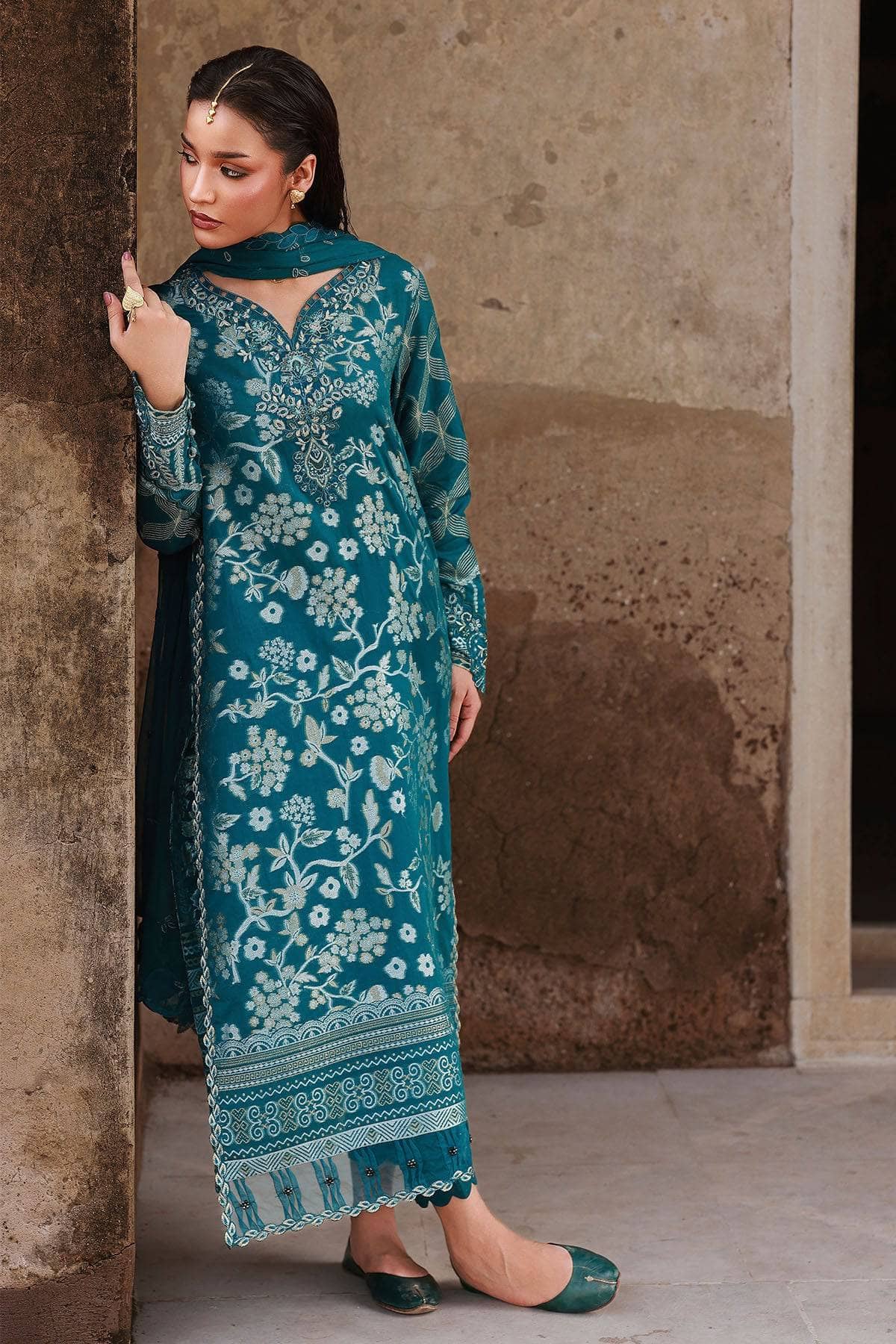 img_nureh_maya_jacquard_awwal_boutique