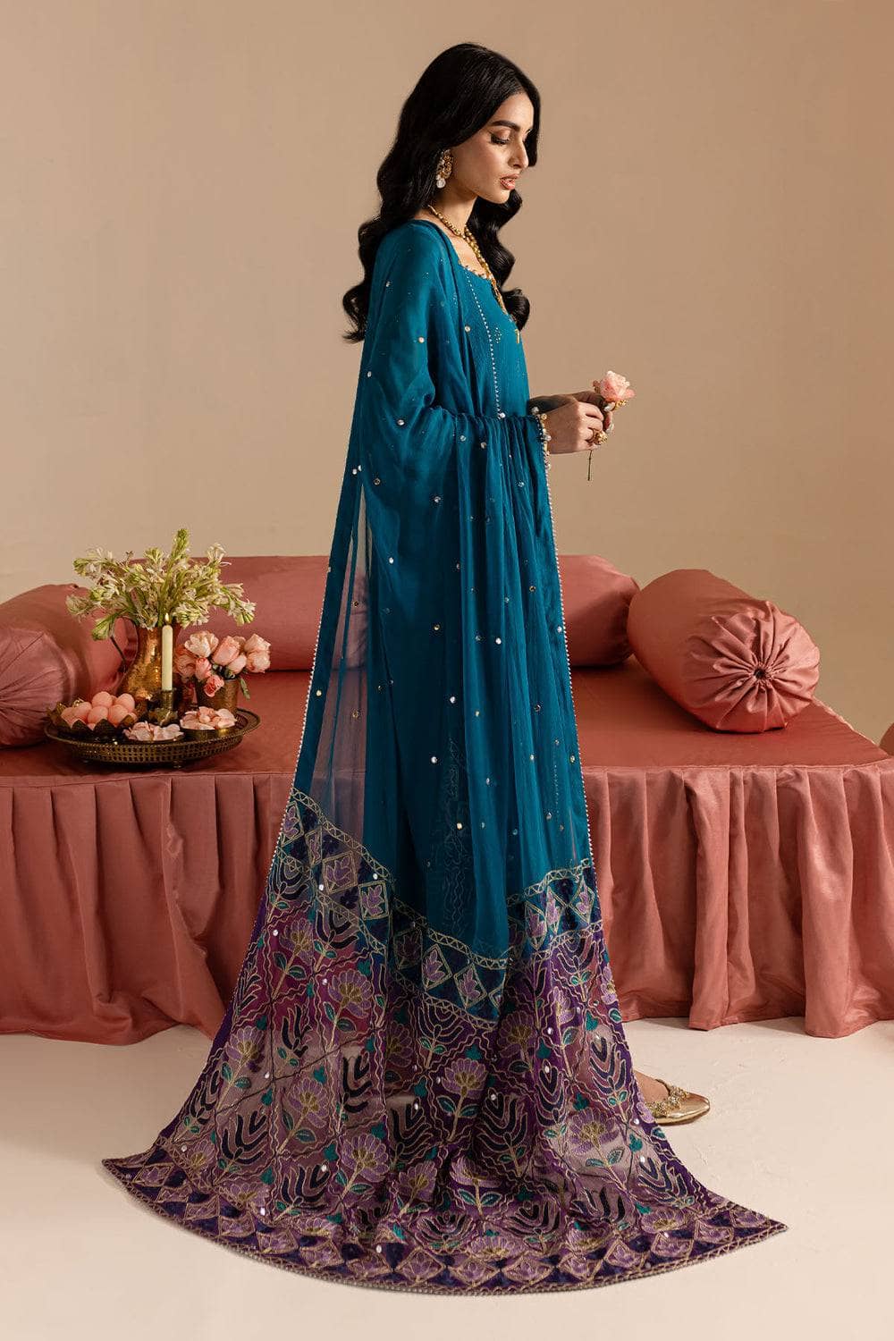 img_nureh_mukesh_awwal_boutique
