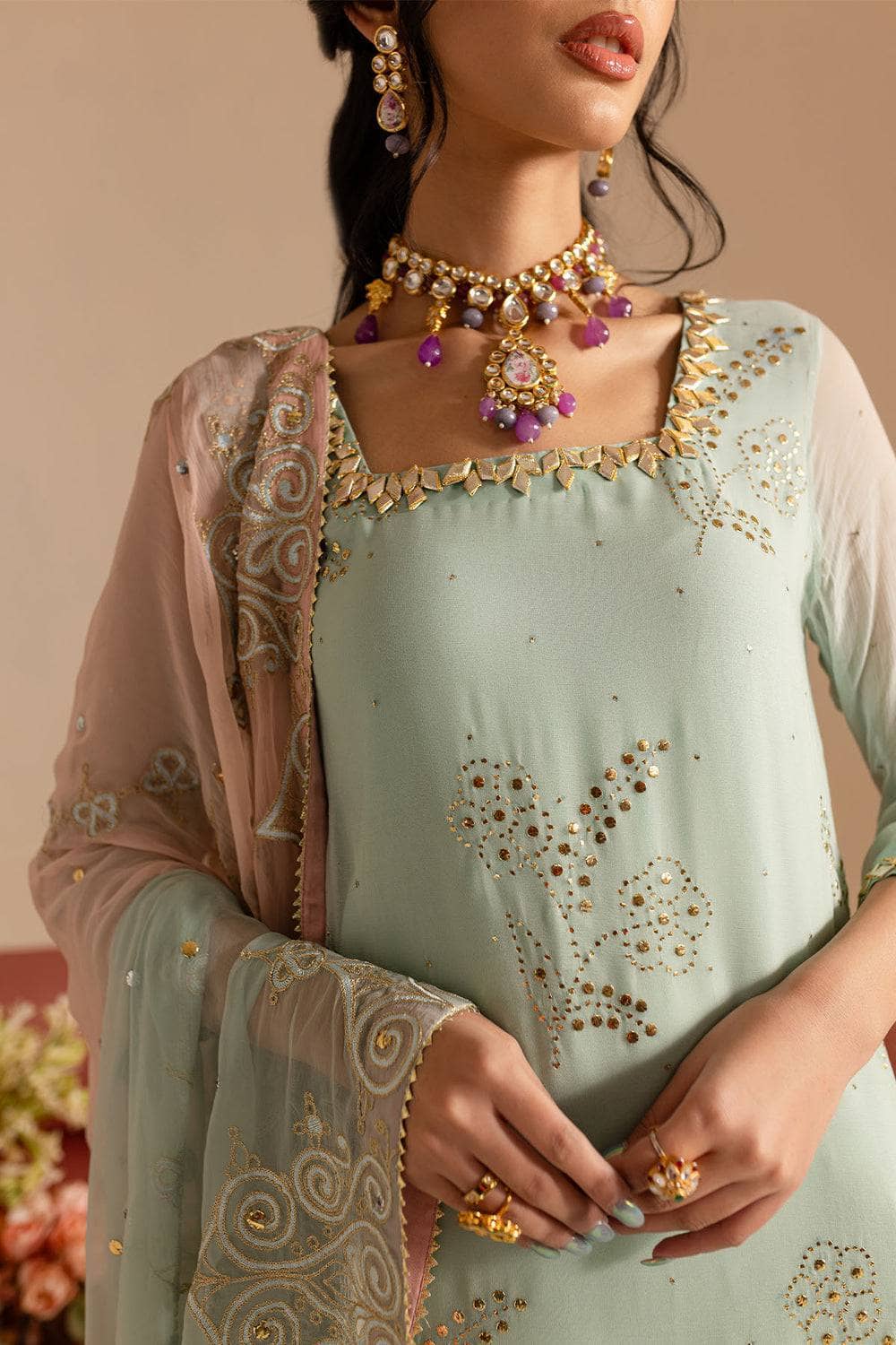 img_nureh_mukesh_awwal_boutique