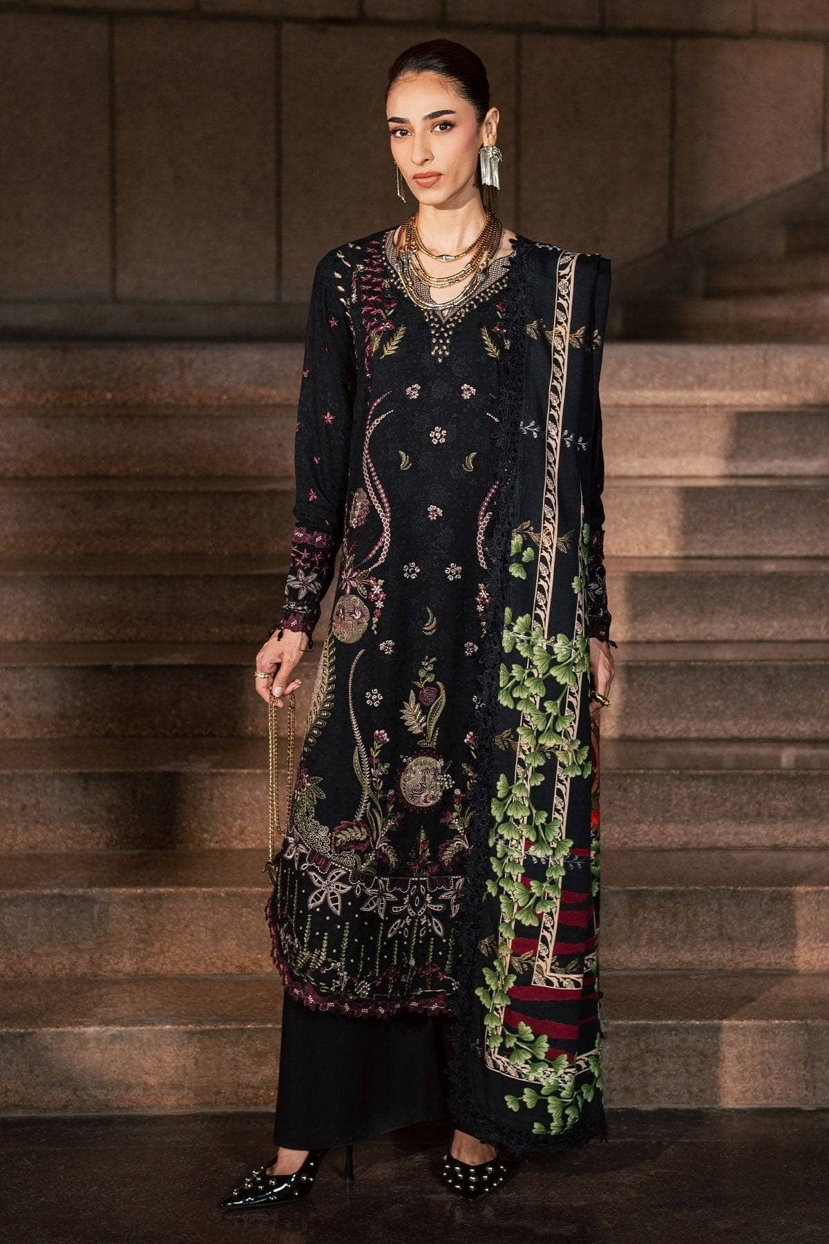 Nureh Maya Linen 26/NW 128