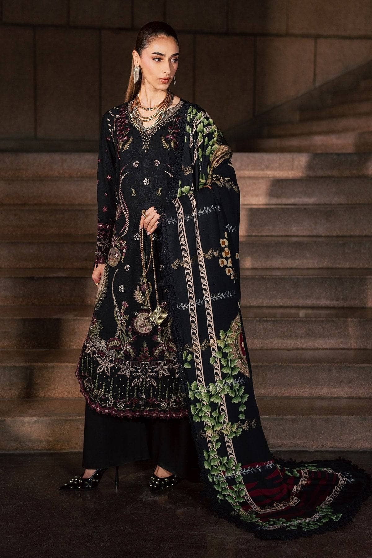 Nureh Maya Linen 26/NW 128