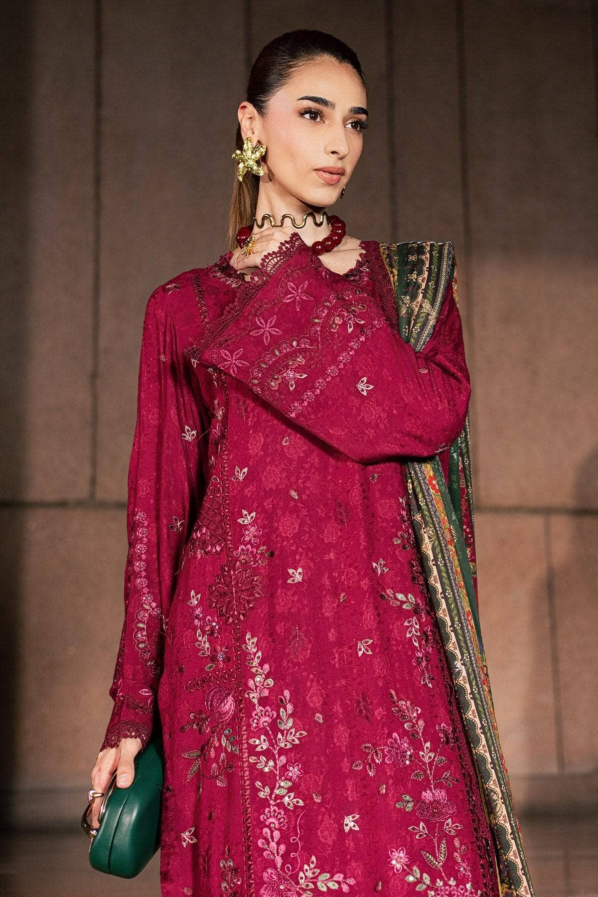 Nureh Maya Linen 26/NW 130