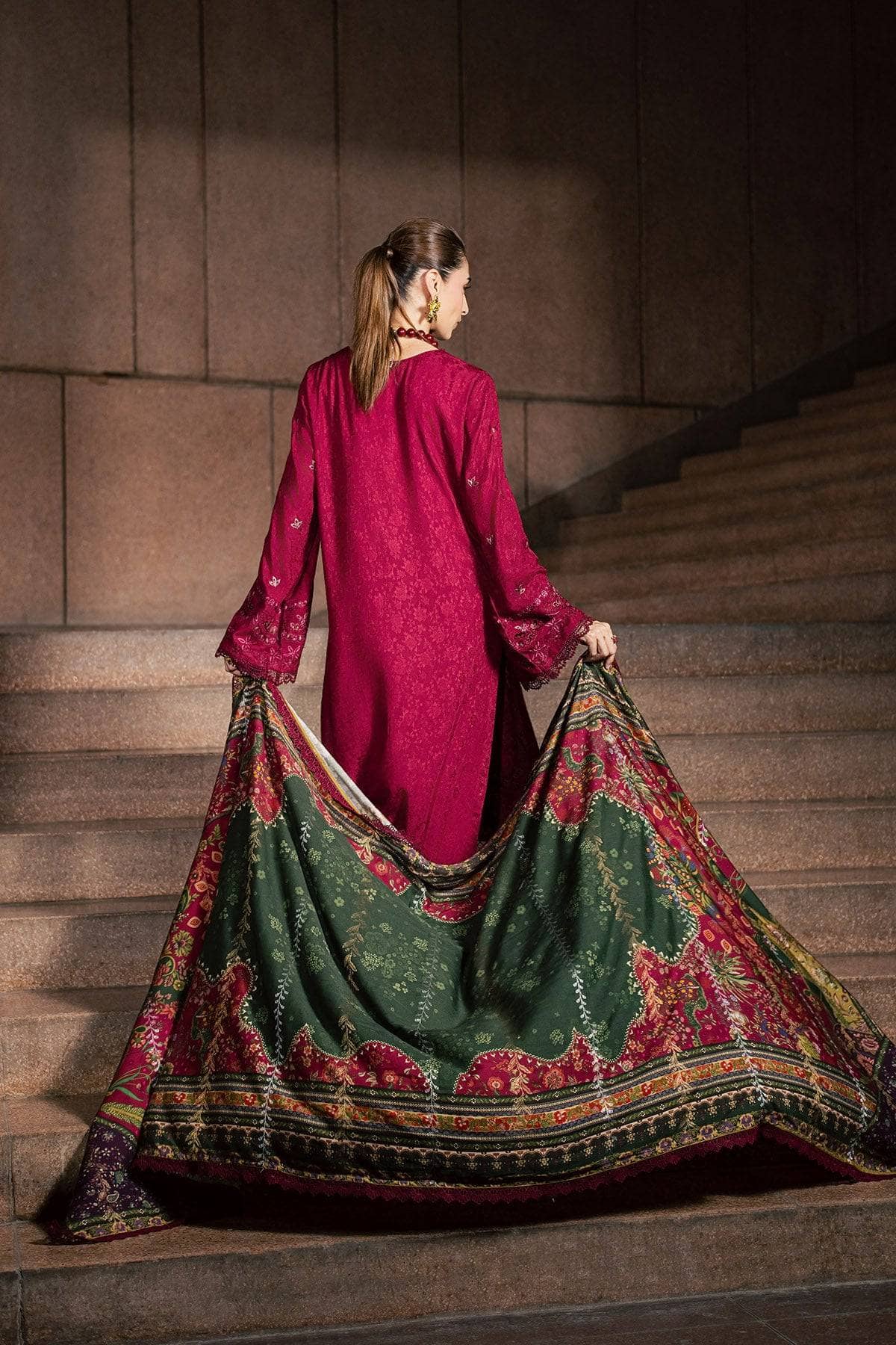 Nureh Maya Linen 26/NW 130