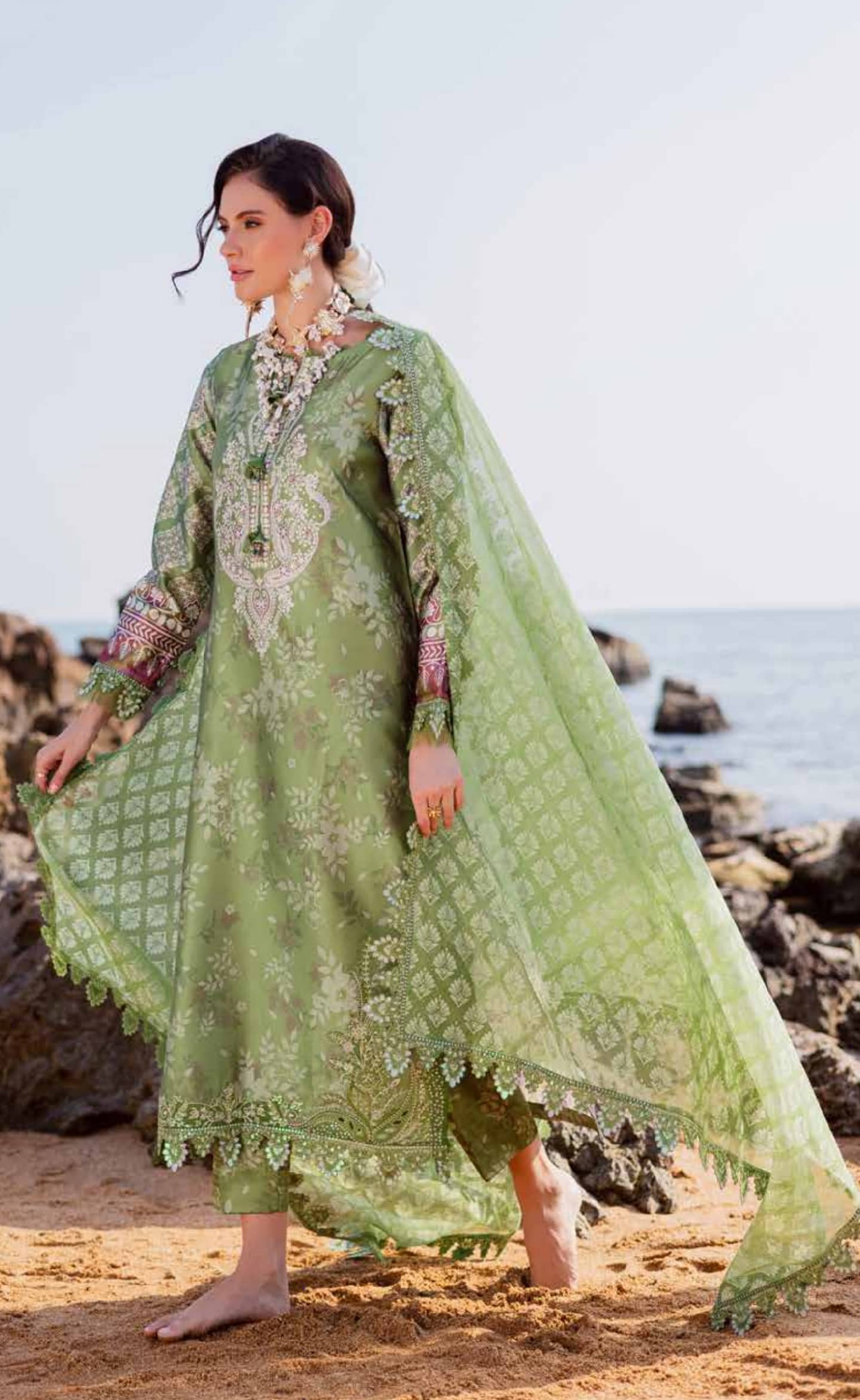 Nureh Luxury Silk 26/S-23