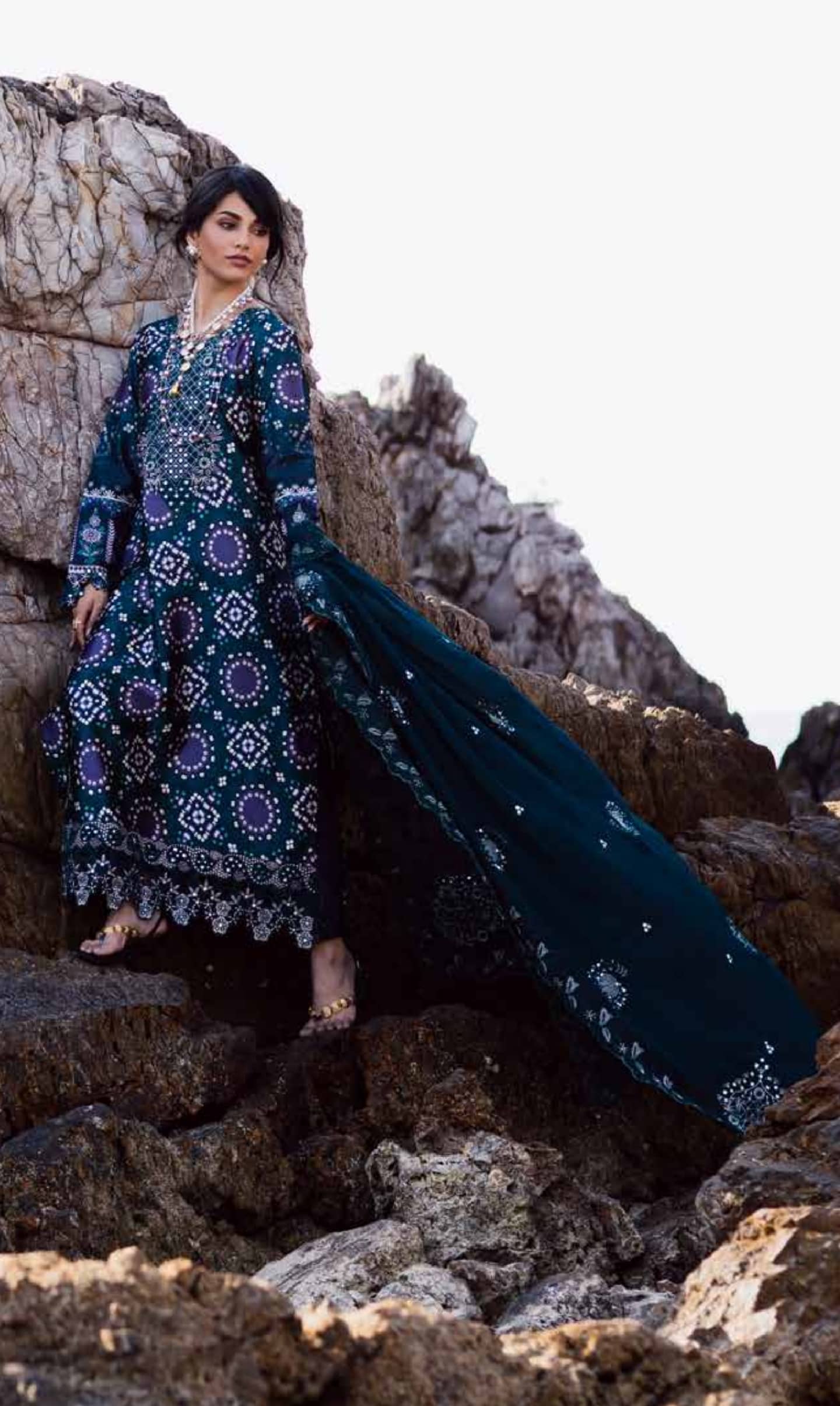 Nureh Luxury Silk 26/S-28