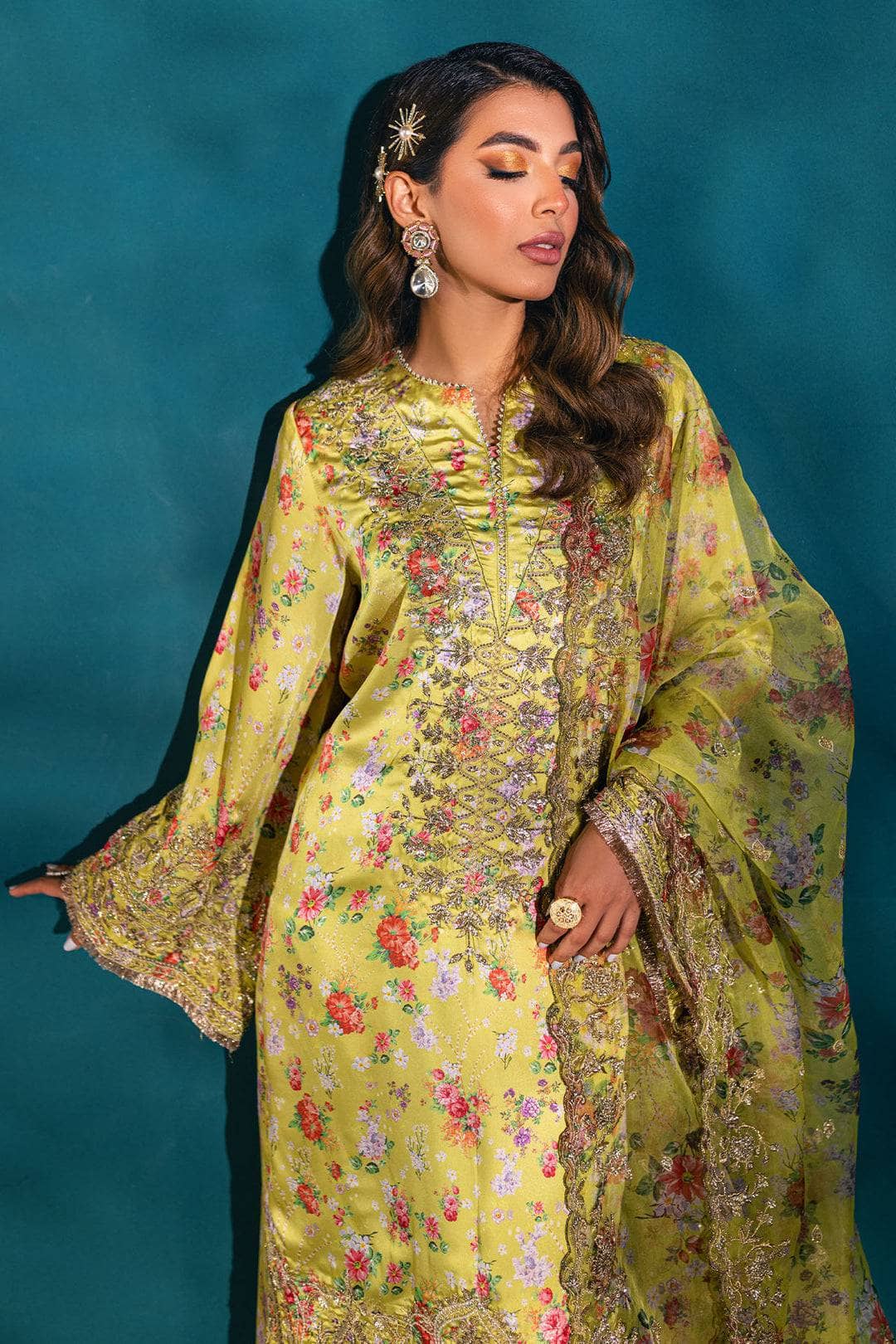 img_nureh_silk_awwal_boutique
