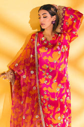 img_nureh_silk_awwal_boutique