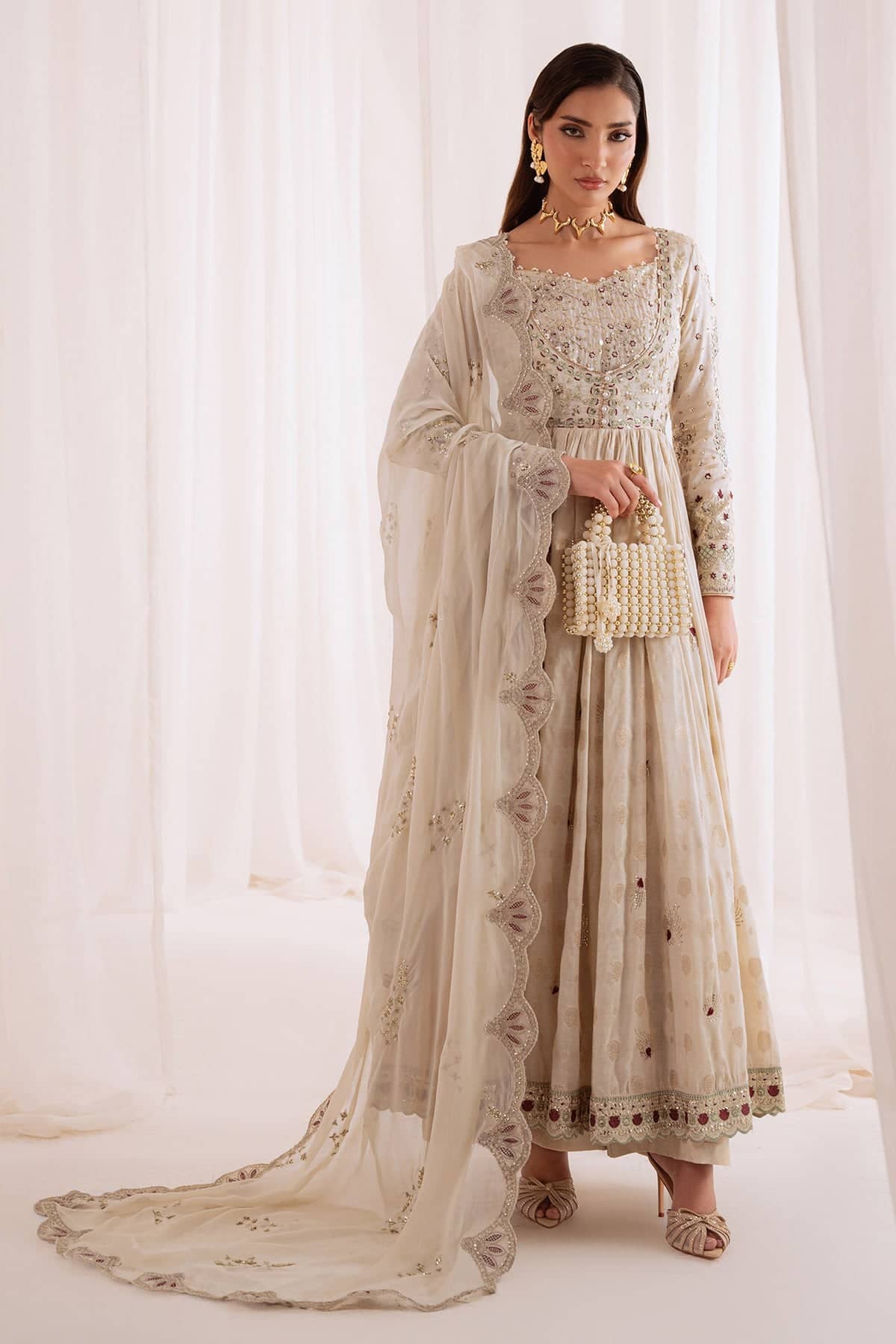 img_nureh_omara_awwal_boutique