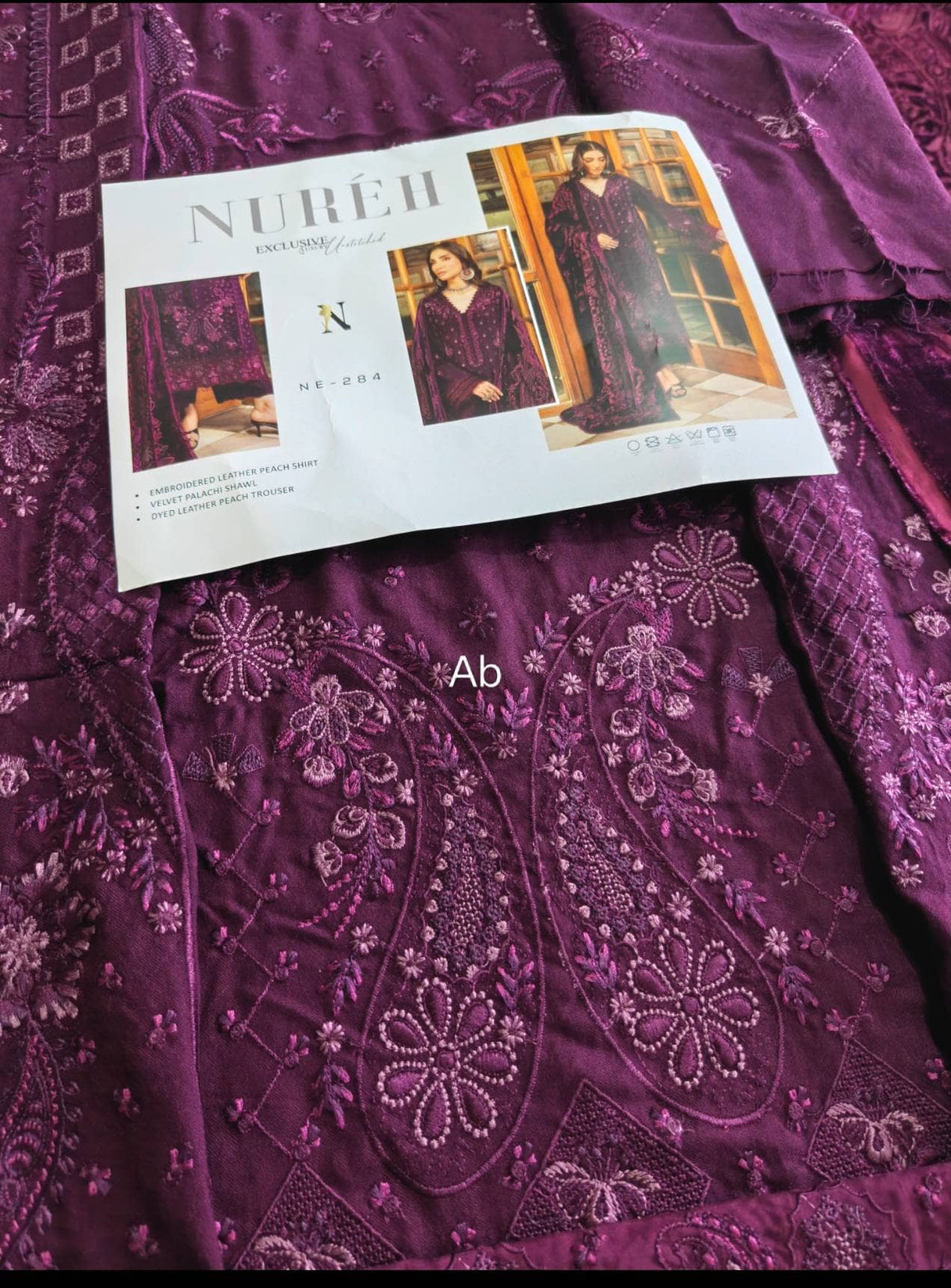 Open Pics\Nureh Exclusive 26/Warm Leather Peach/ Velvet Palachi Shawl/NE-284NE 28