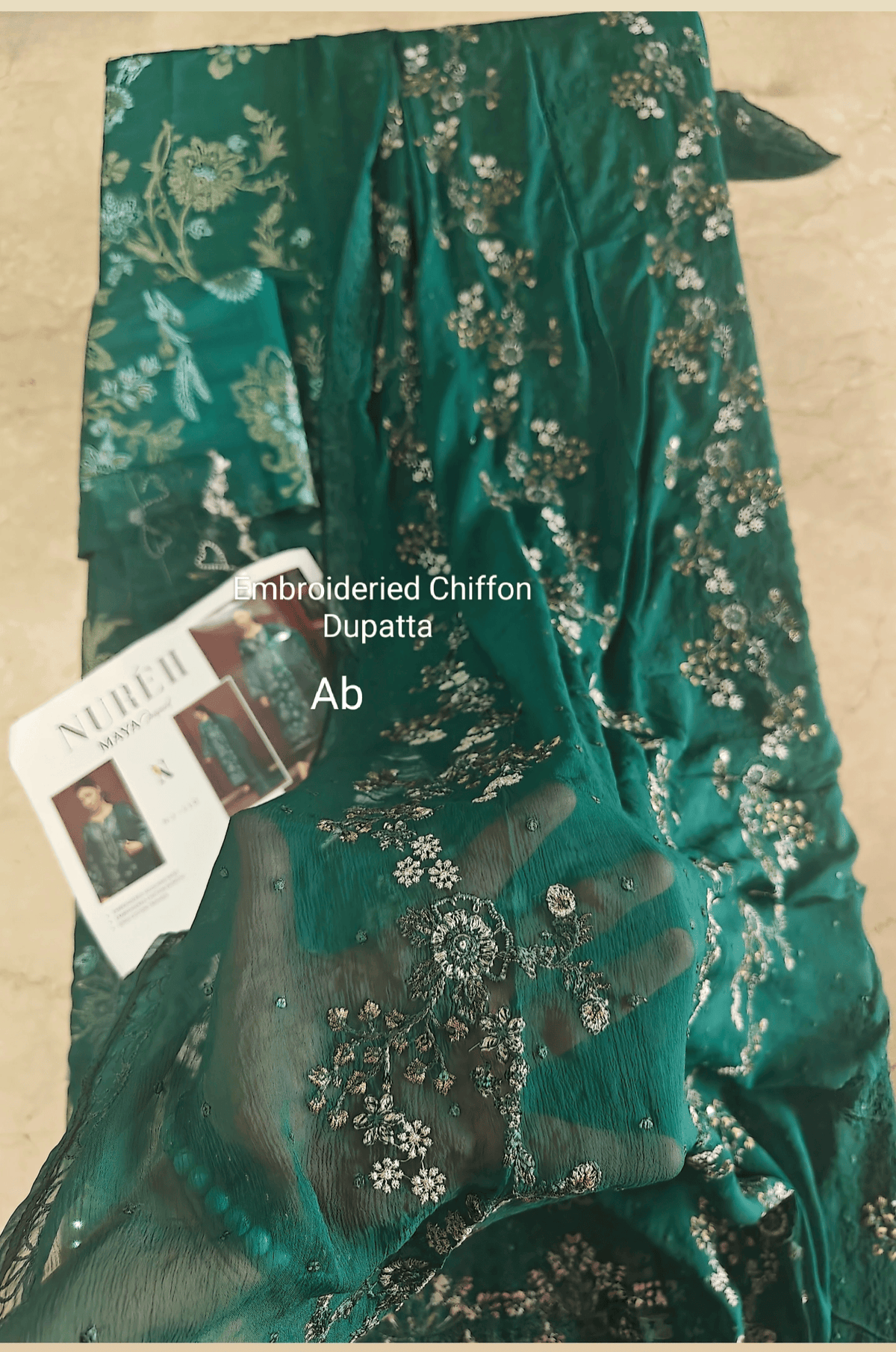 Open Pics\Nureh Maya Jacquard 26/NJ- 110