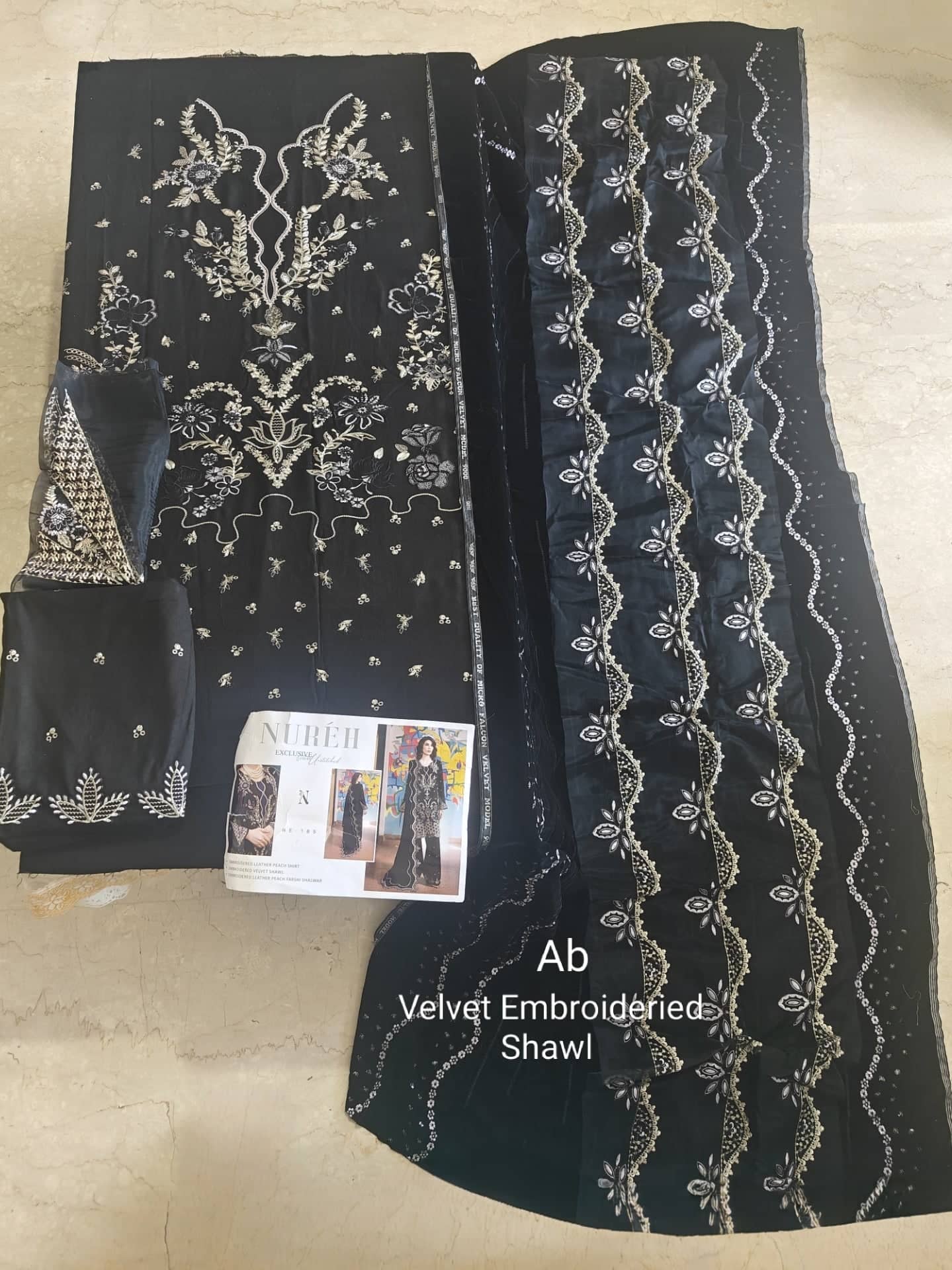 Nureh Velvet open pics Open Pic/Nureh Exclusive Luxury Formals/Velvet Embroideried Shawl/NE 185