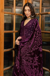 img_nureh_leather_peach_velvet_palachi_shawl_awwal_boutique