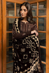 img_nureh_leather_peach_velvet_palachi_shawl_awwal_boutique
