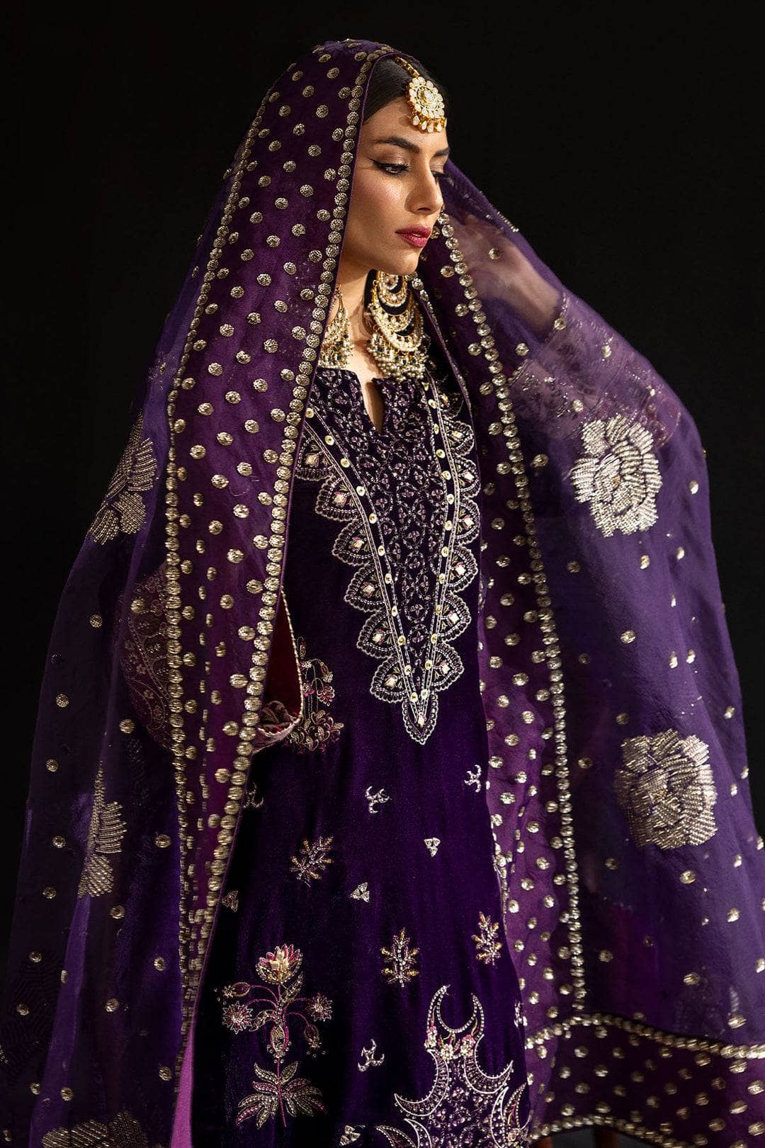 img_nureh_velvet_awwal_boutique