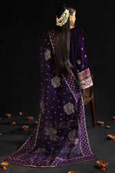 img_nureh_velvet_awwal_boutique