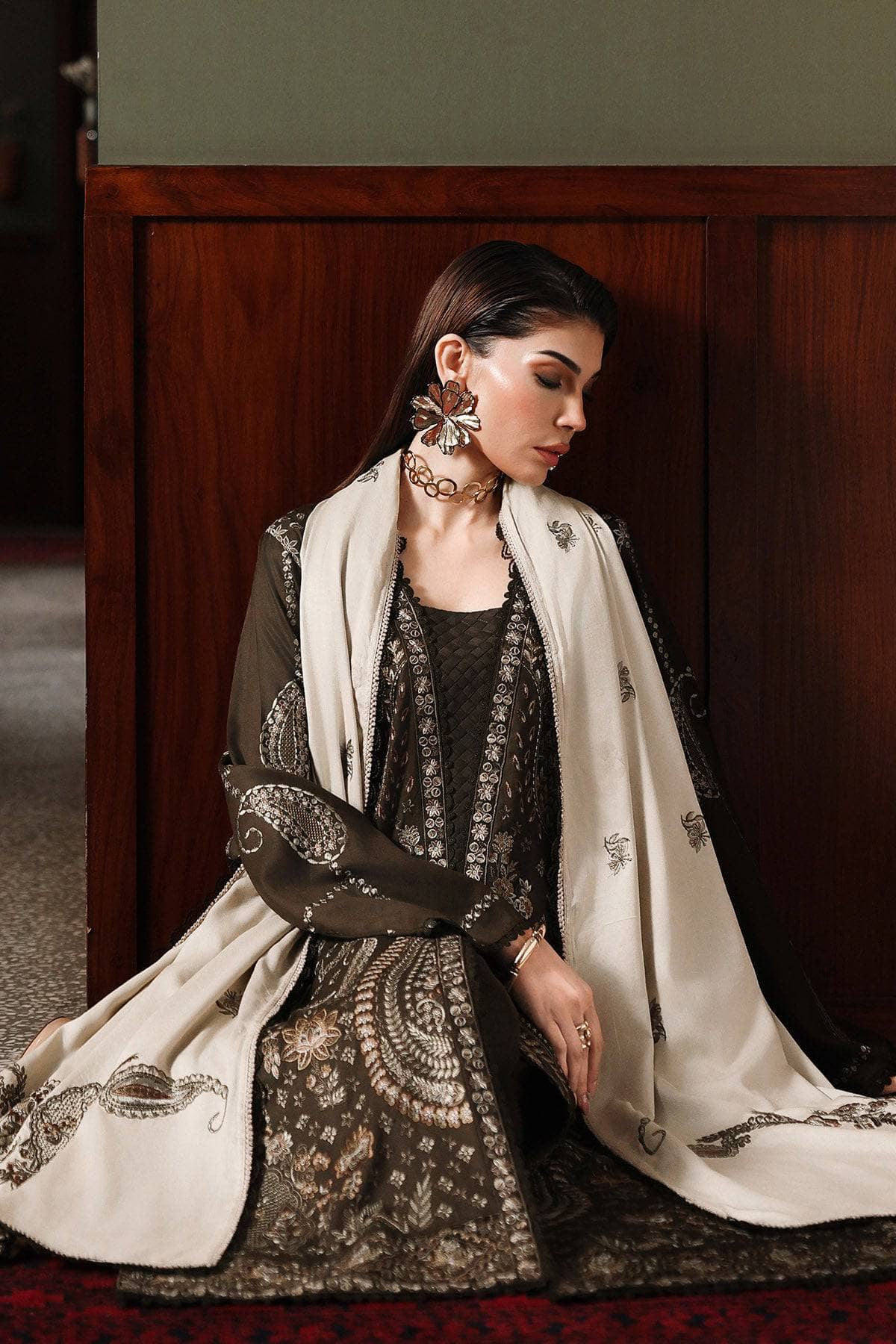 Nureh Marina Exclusive Winter/NE 276/Embroideried Woolen Shawl