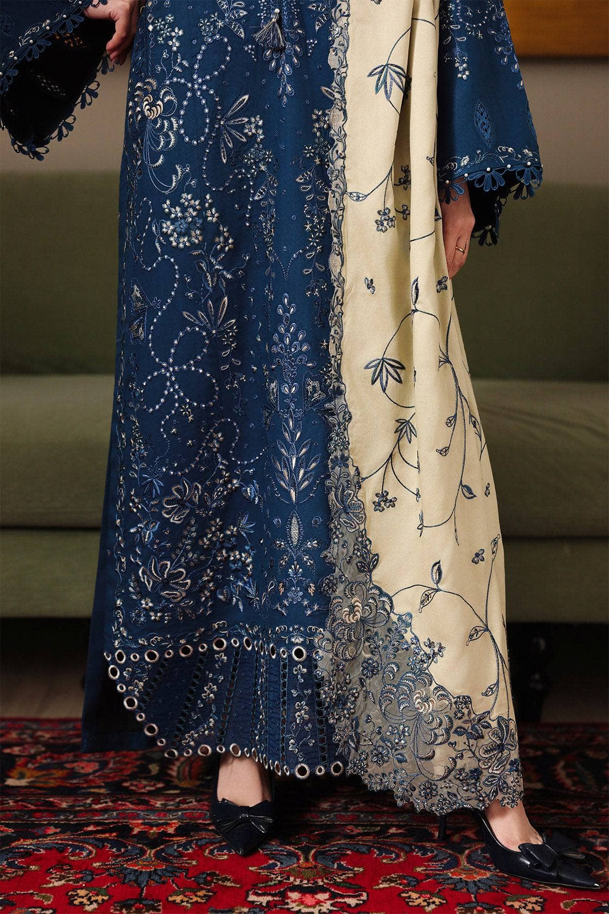 Nureh Marina Exclusive Winter/NE 277/Embroideried Woolen Shawl