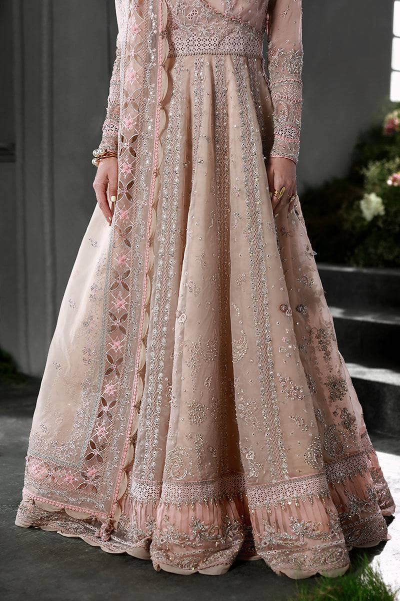 img_qalamkar_luxury_formals_awwal_boutique