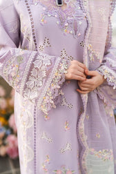 img_qalamkar_luxury_sahil_lawn_23_awwal_boutique