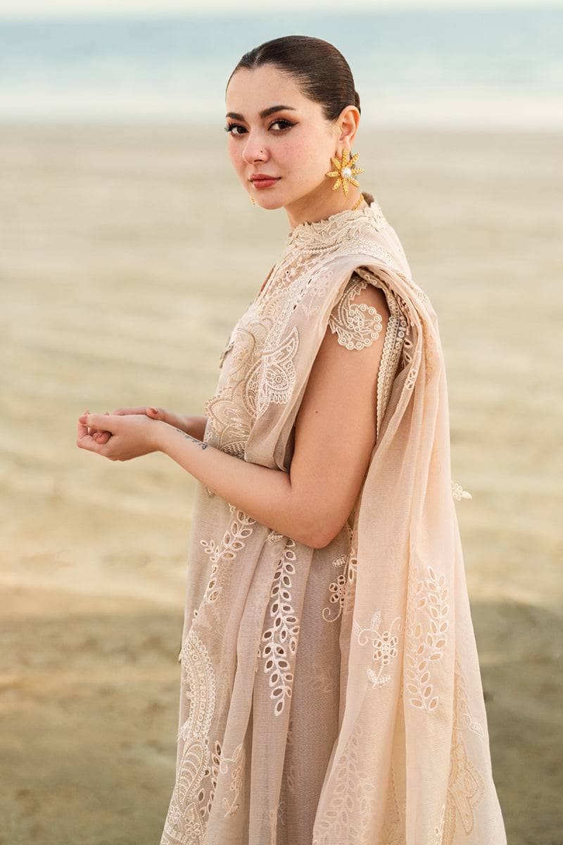 img_qalamkar_luxury_sahil_lawn_23_awwal_boutique