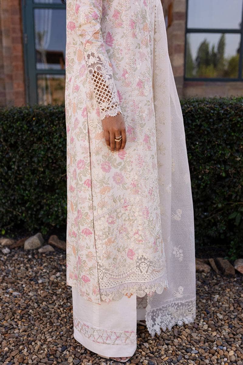 img_qalamkar_q_line_linen_awwal_boutique