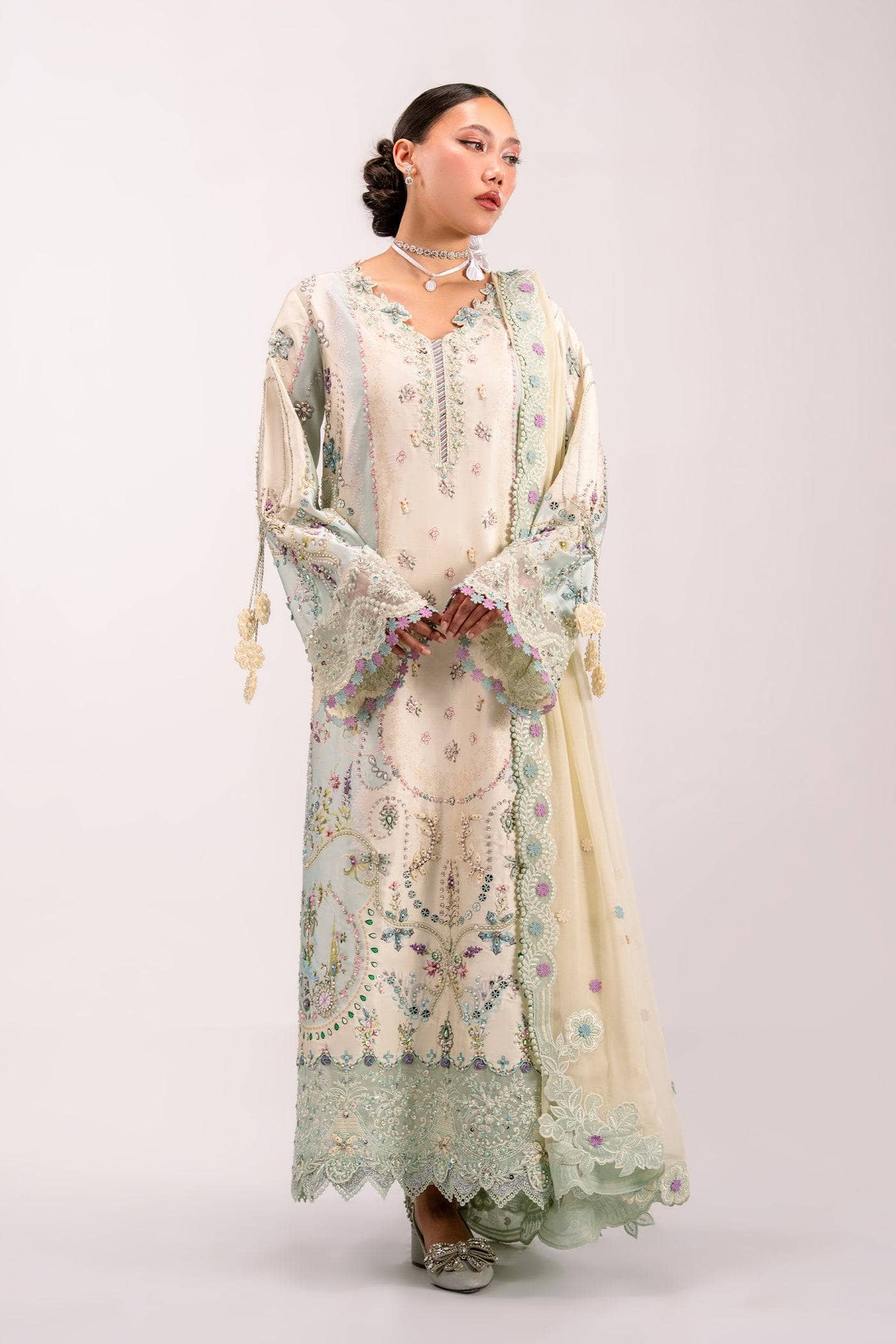 img_qalamkar_luxe_silk_awwal_boutique