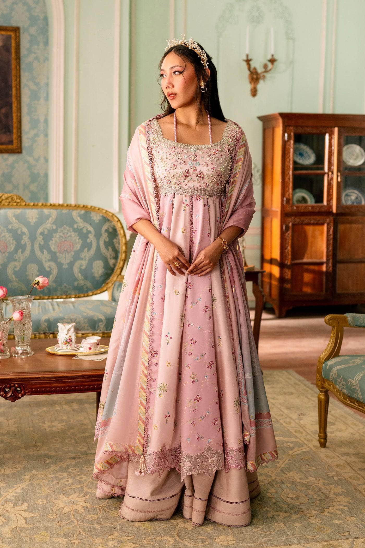 img_qalamkar_luxe_silk_awwal_boutique