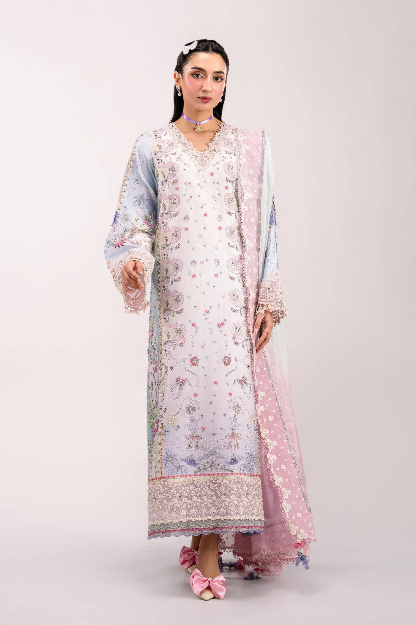 img_qalamkar_luxe_silk_awwal_boutique