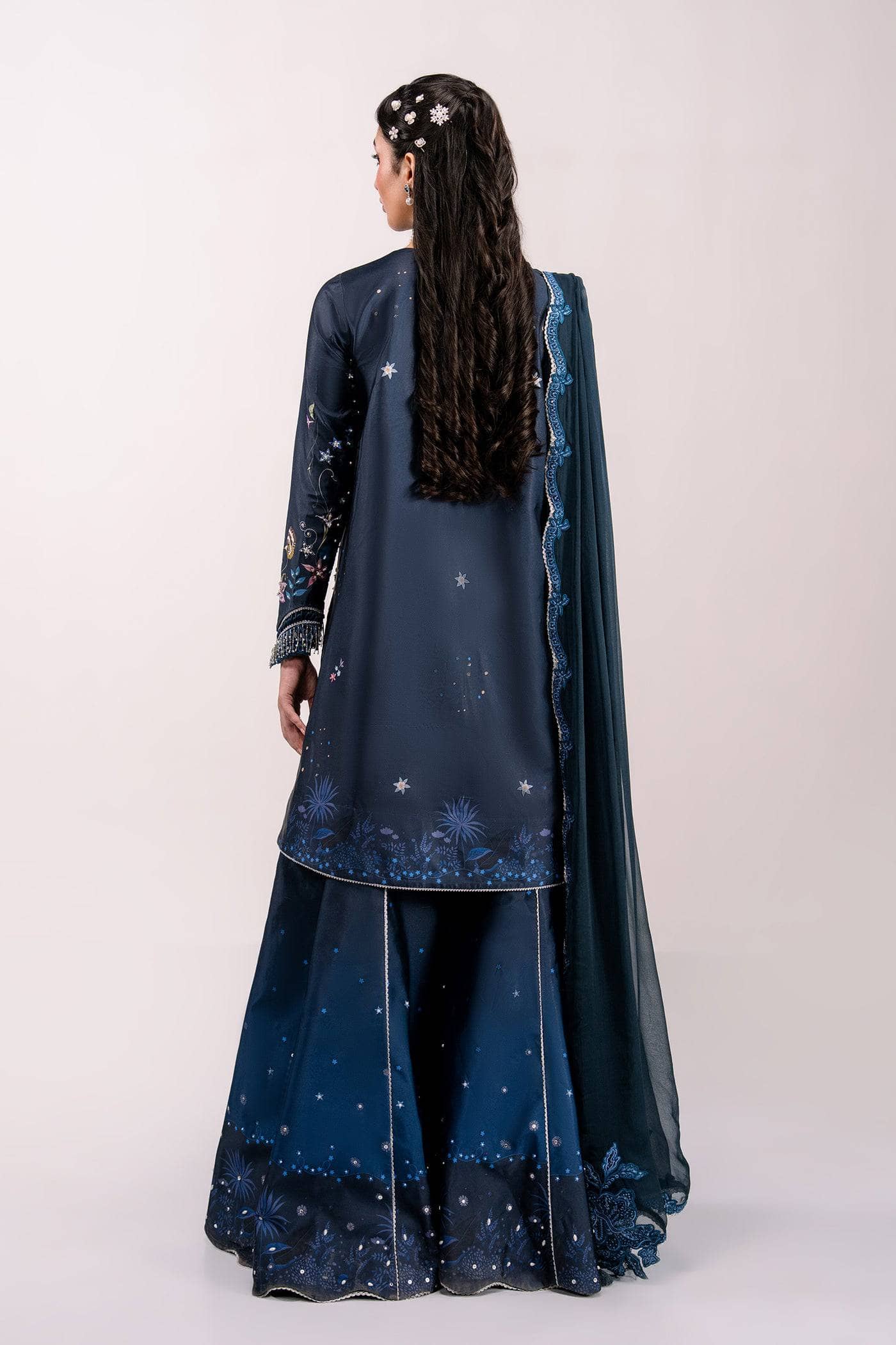 img_qalamkar_luxe_silk_awwal_boutique