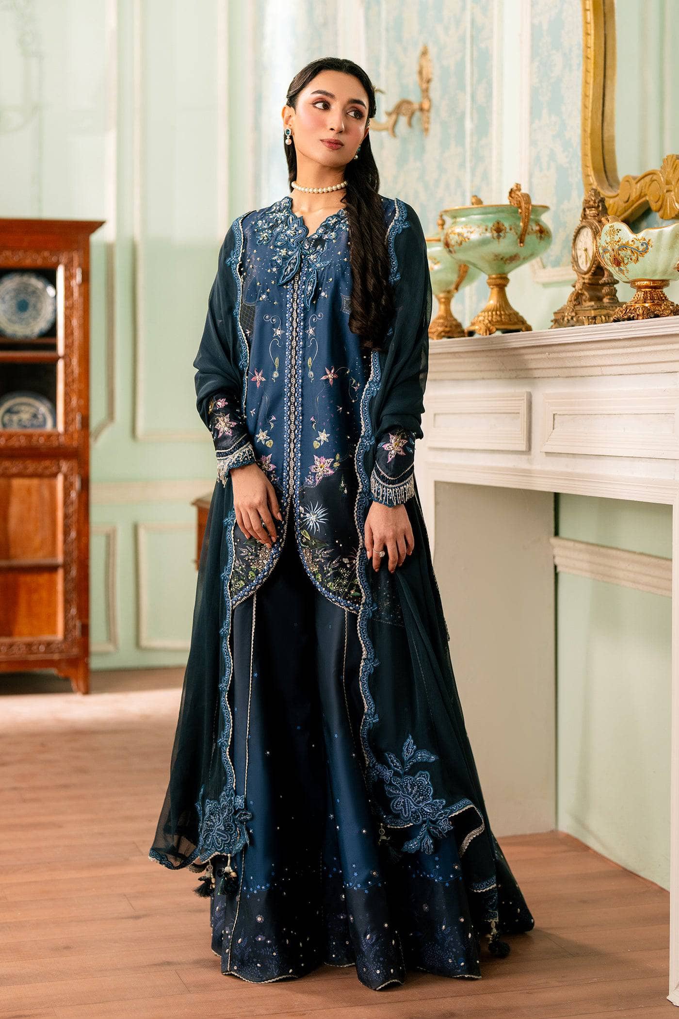 Qalamkar Luxe Charmeuse Silk 26/Hand Work/QSL-06 NERINA