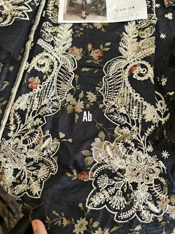 img_qalamkar_lawn_awwal_boutique