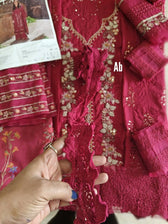 img_qalamkar_luxury_lawn_23_awwal_boutique