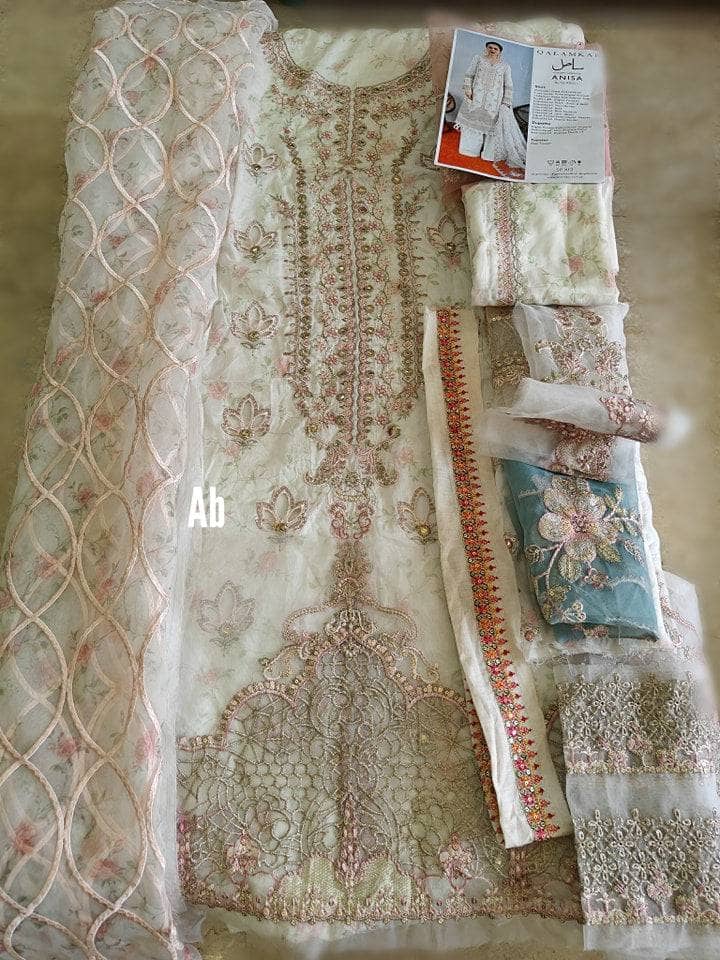 img_open_pic_qalamkar_luxury_awwal_boutique