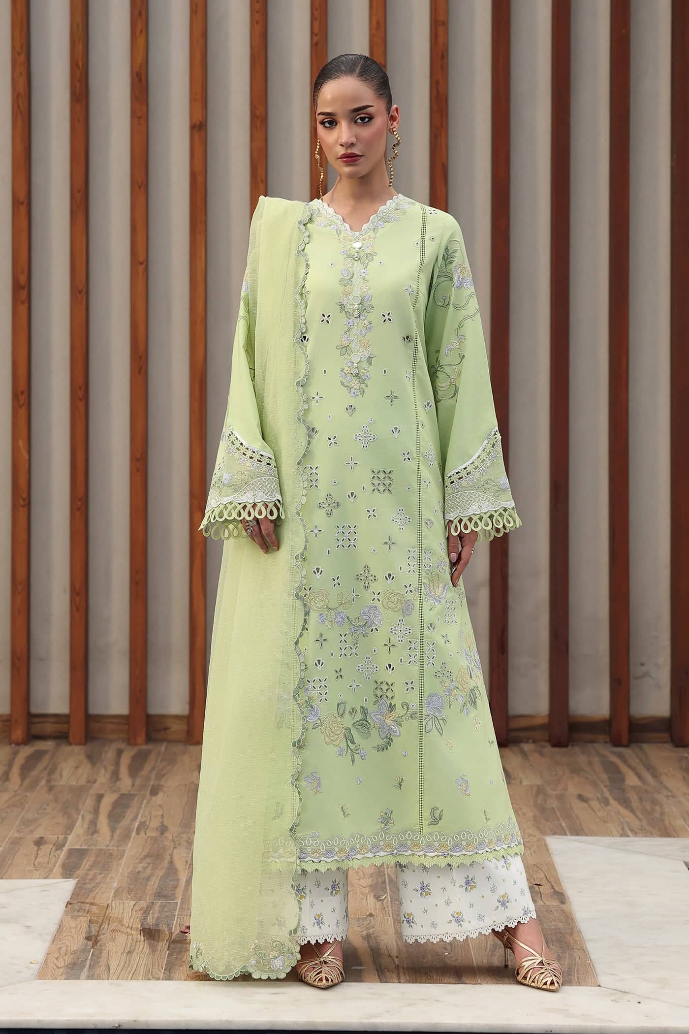 img_qalamar_q_line_awwal_boutique