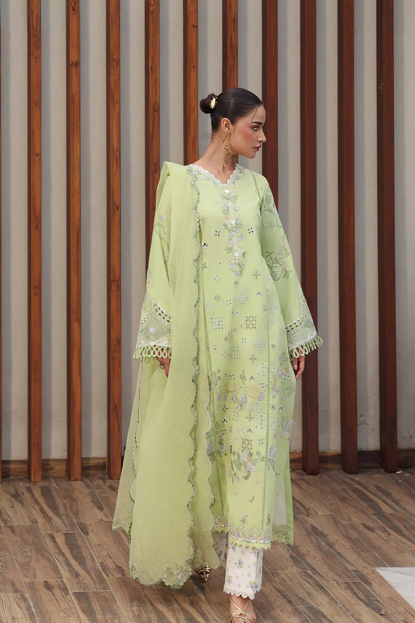 img_qalamar_q_line_awwal_boutique