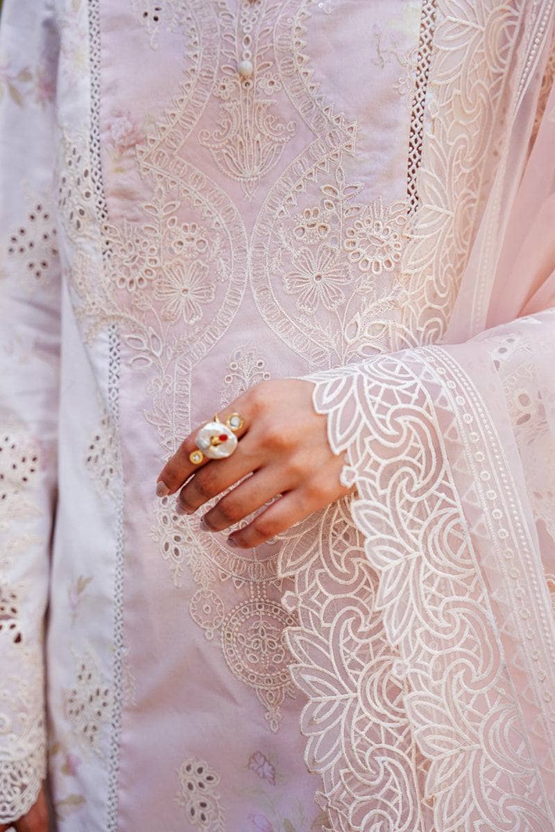 img_qalamkar_q_linekari_awwal_boutique