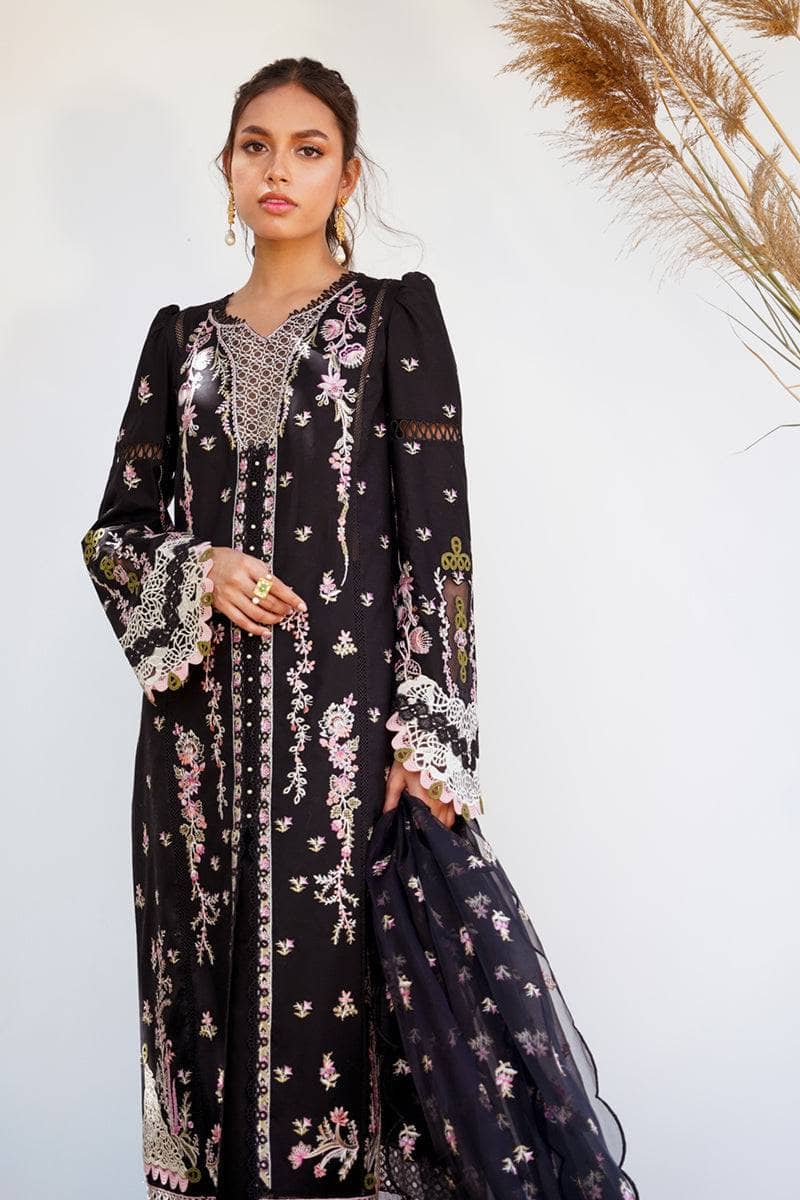 img_qalamkar_q_linekari_awwal_boutique