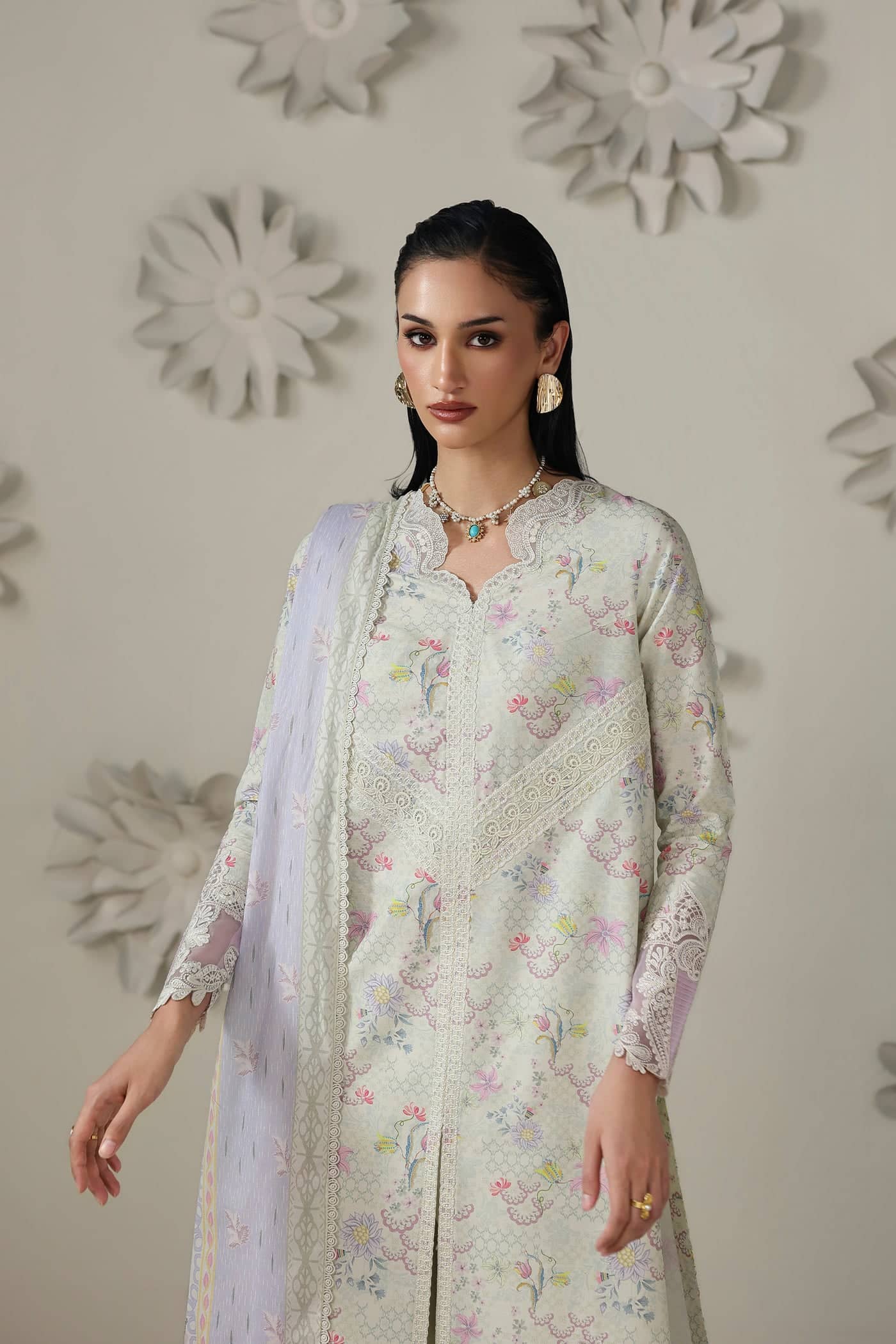 img_qalamkar_q_print_vol_2_lawn_awwal_boutique