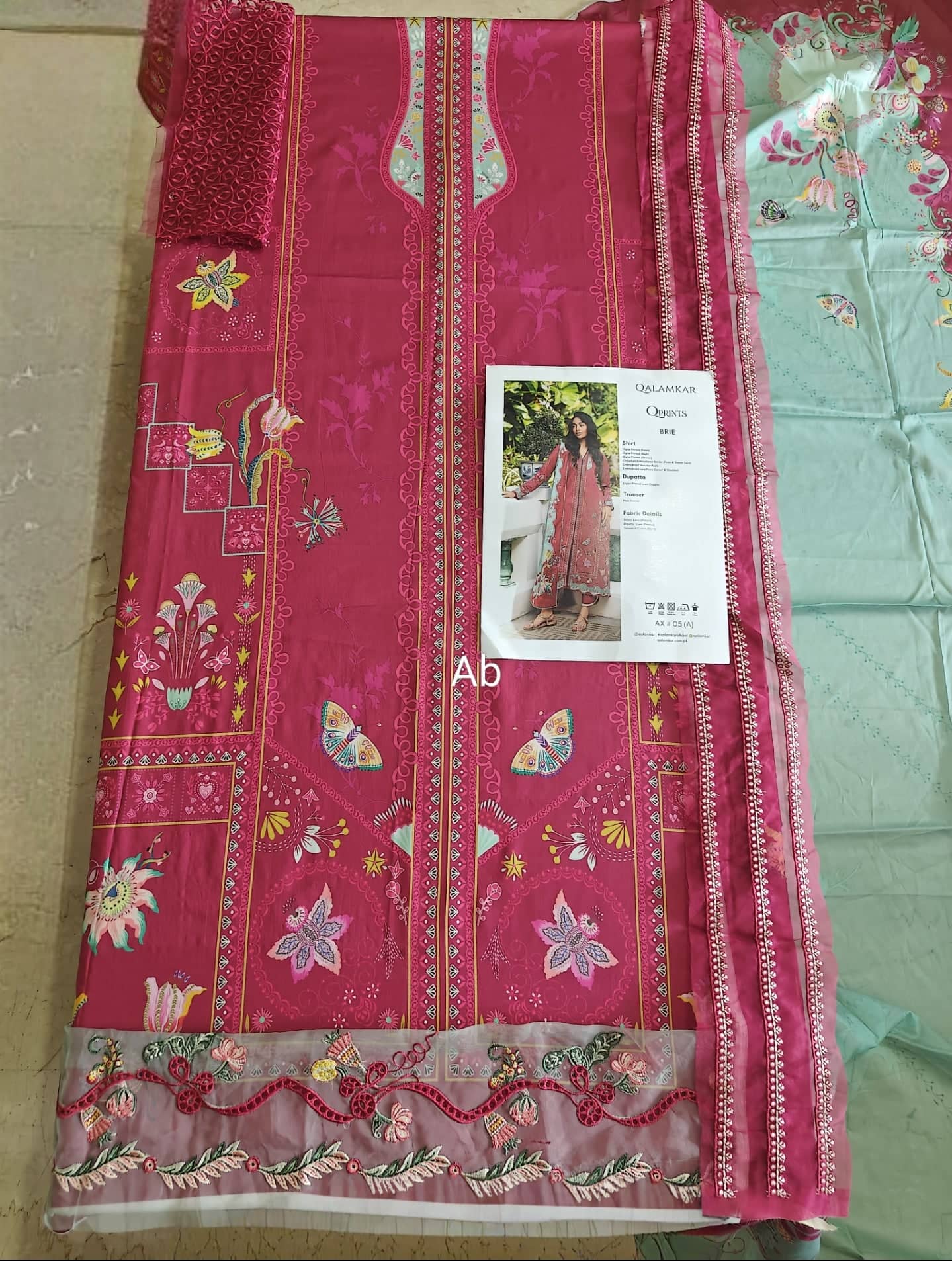 Open Pic/Qalamkar Q Print 26/5A/Brie