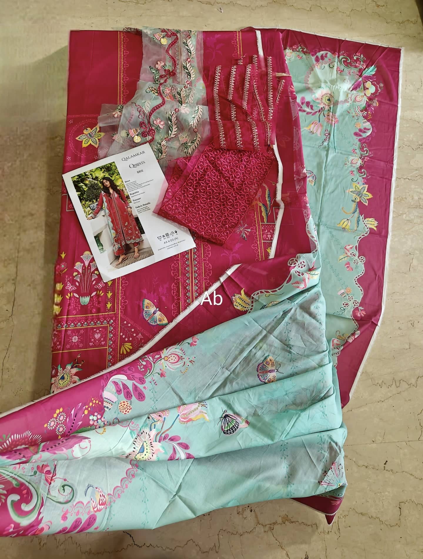 Open Pic/Qalamkar Q Print 26/5A/Brie