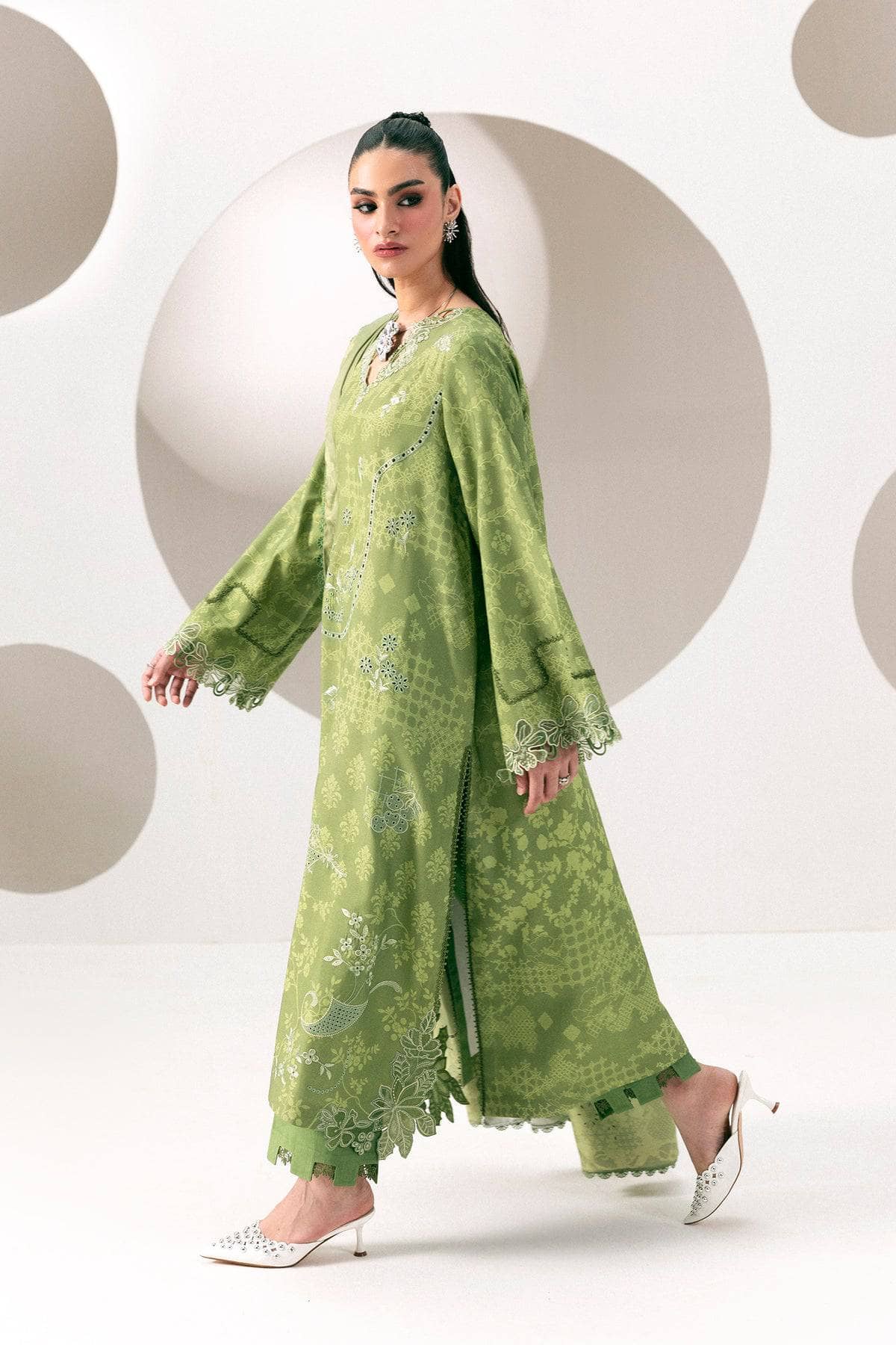 img_qalamkar_q_print_awwal_boutique
